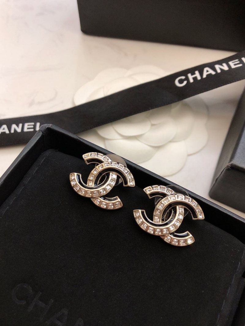 Ch**el earrings